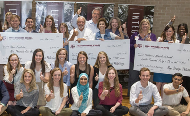 Consulting Club competition winner group